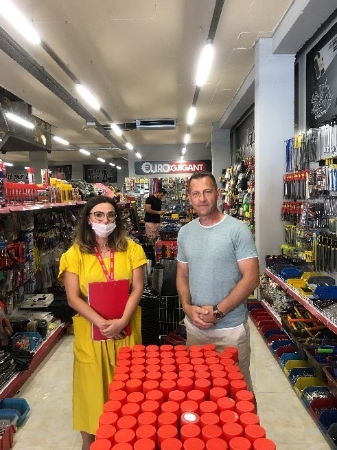 Internships fuse knowledge with practice and helps your personal growth.