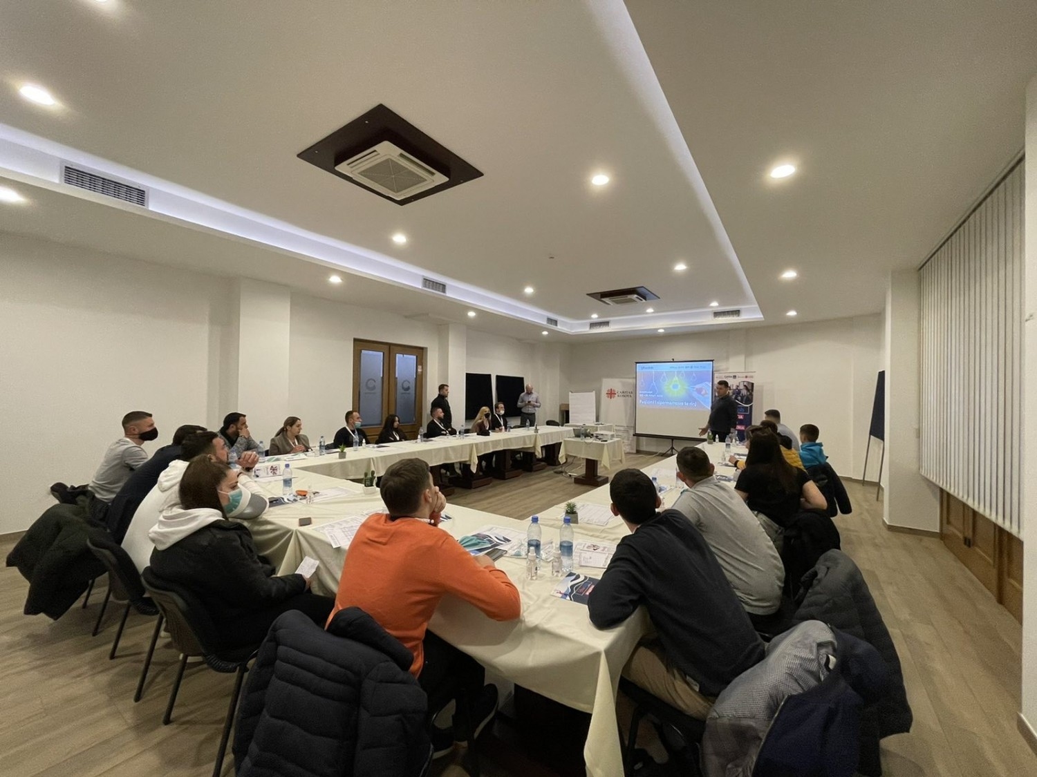 Ka përfunduar me sukses trajnimi 4-ditor në ndërmarrësi për 18 pjesëmarrës